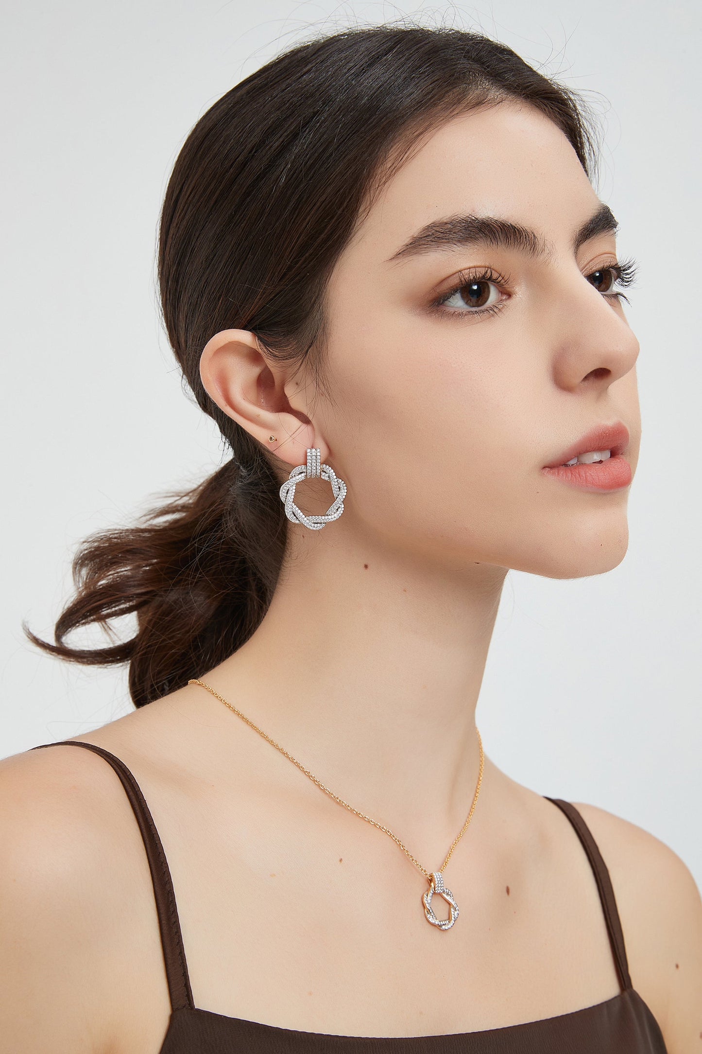 Ysabel Gold Pav¨¦ Diamond Eternity Twist Hoop Earrings