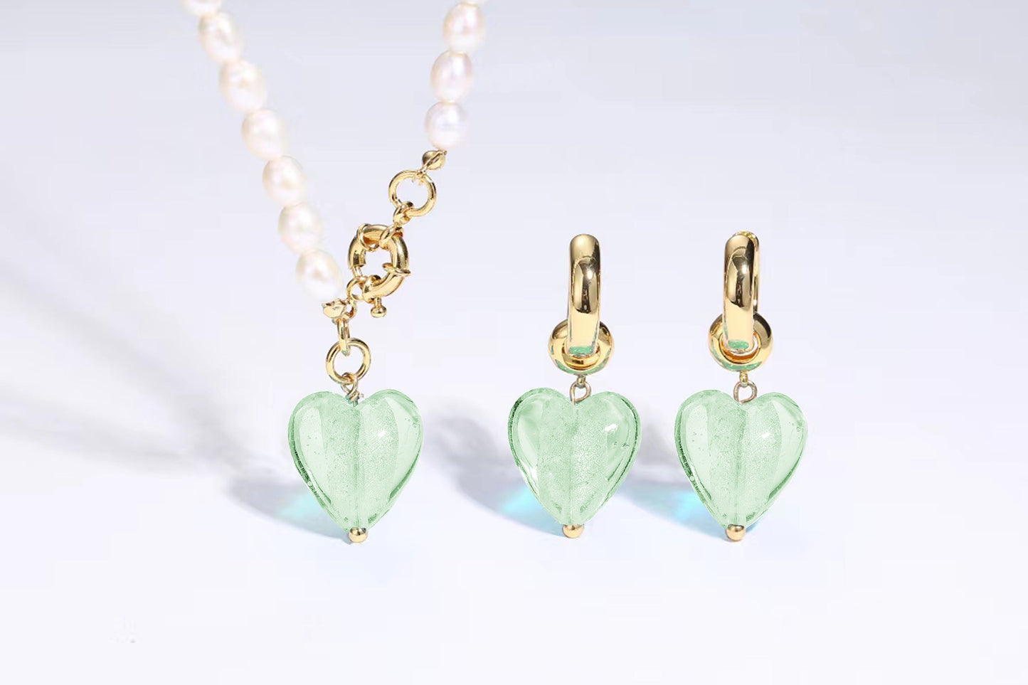 Esm¨¦e Lime Green Glaze Heart Pendant Pearl Necklace