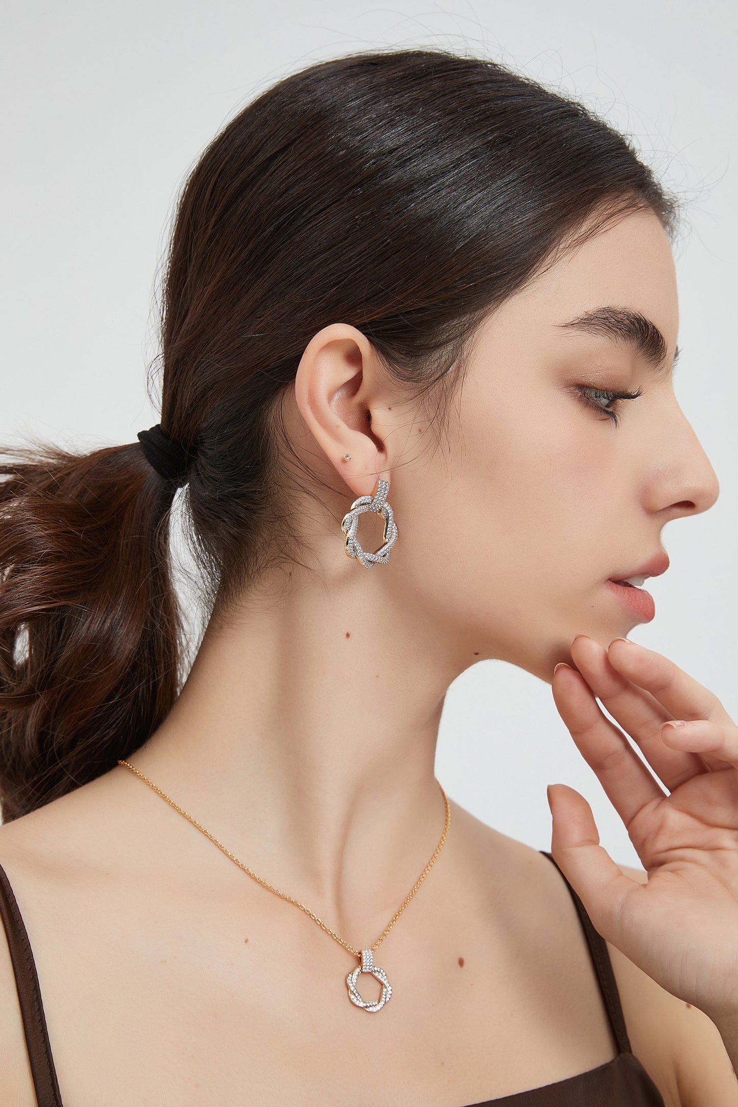Ysabel Gold Pav¨¦ Diamond Eternity Twist Hoop Pendant Necklace