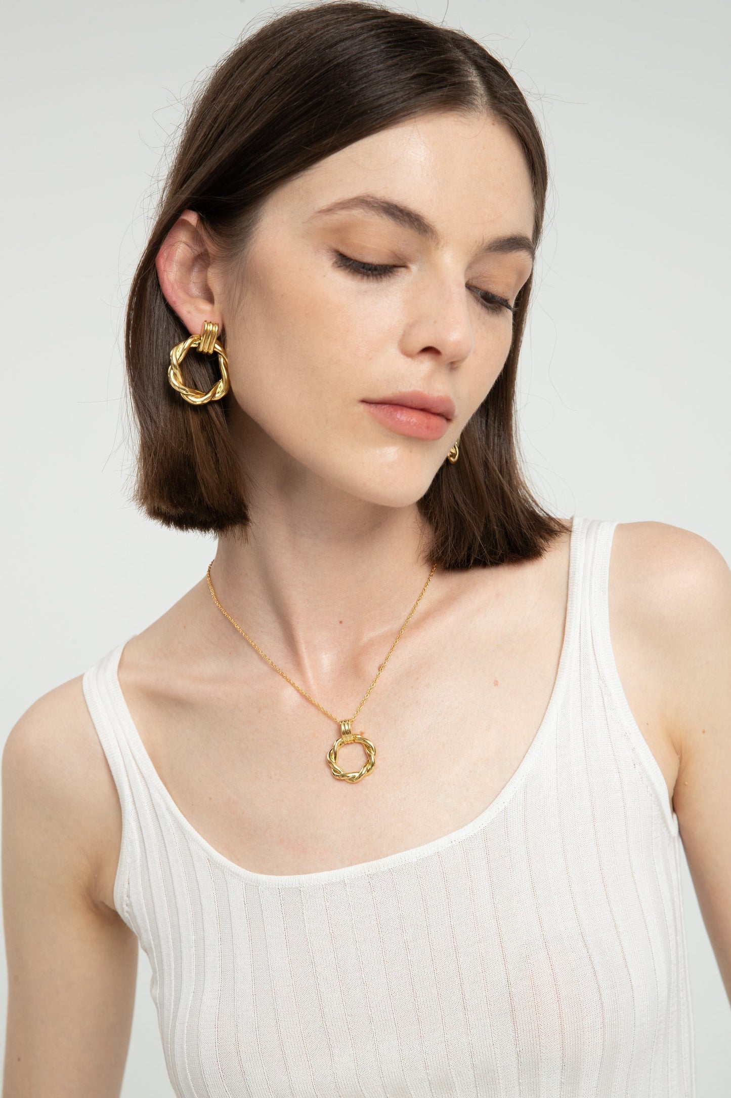 El¨¦a Gold Twisted Hoop Pendant Necklace - Classicharms