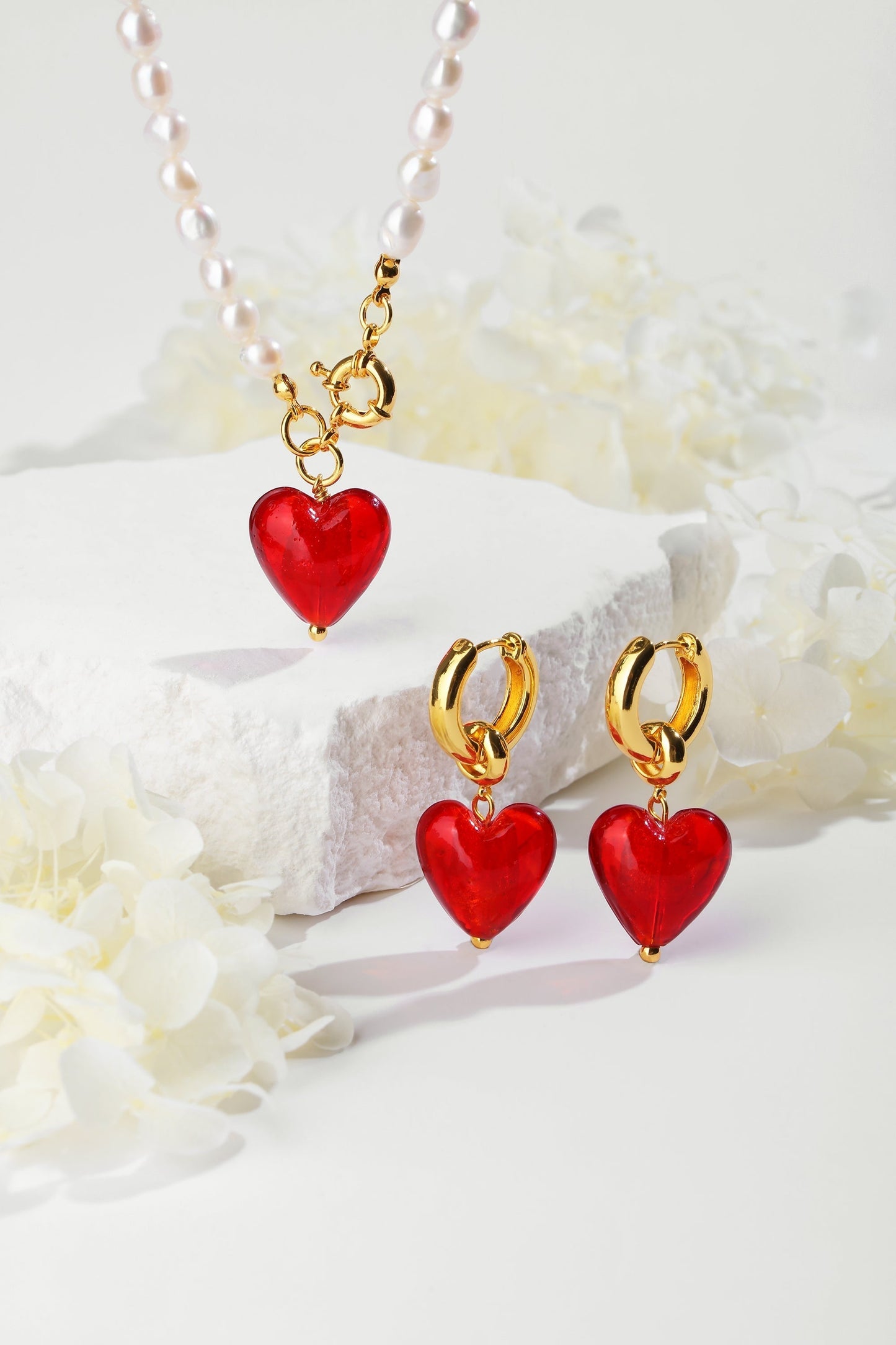 Esm¨¦e Red Glaze Heart Dangle Earrings - Classicharms
