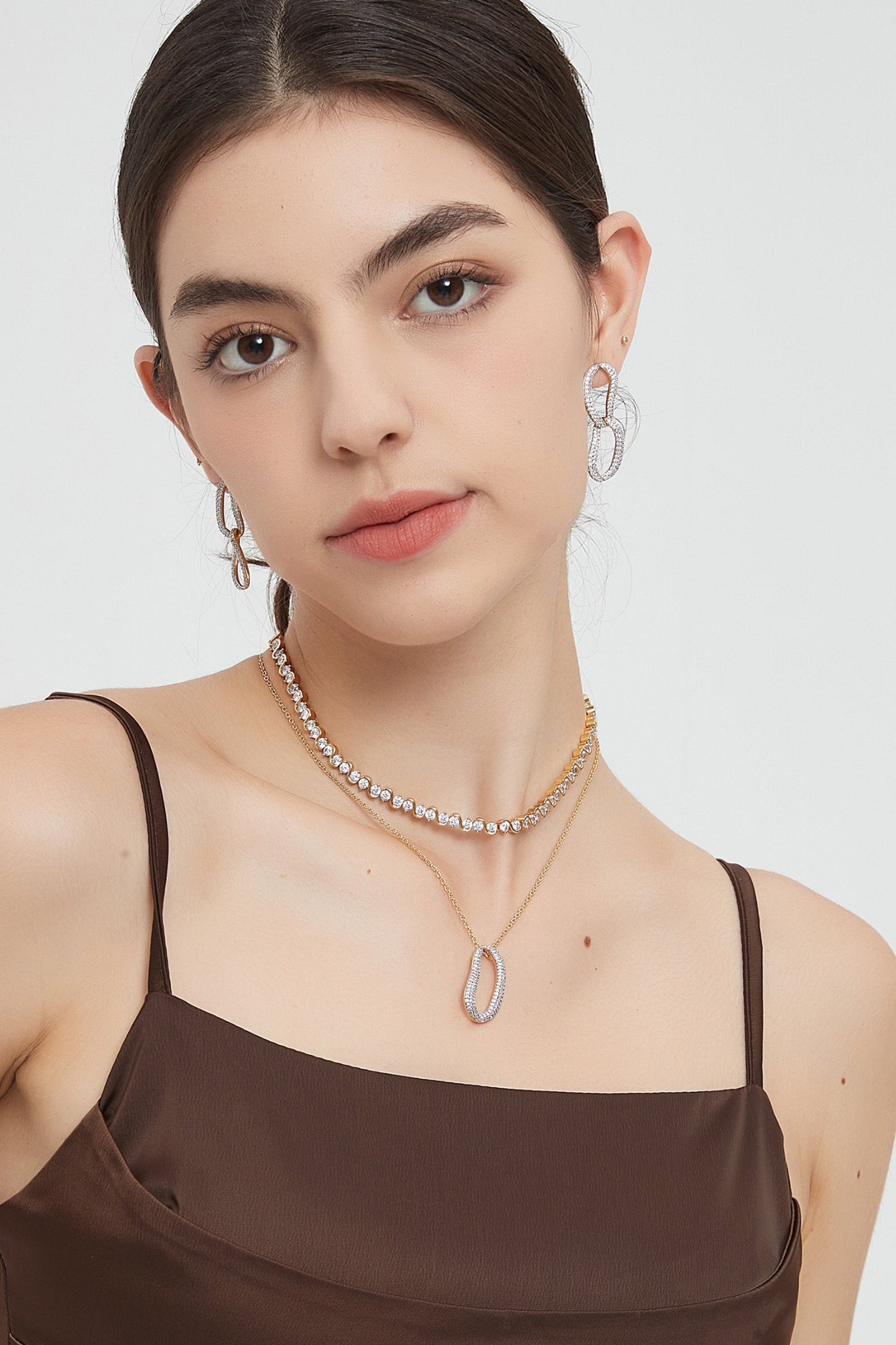 Infinity Gold Pav¨¦ Diamond Irregular Hoop Pendant Necklace
