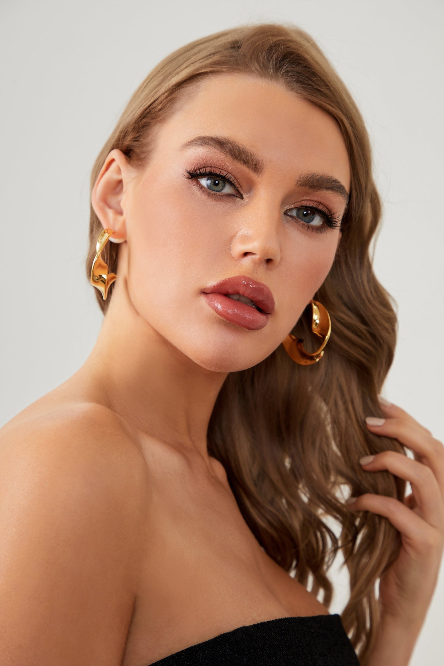 Gold Chunky Wave Hoop Earrings - Classicharms