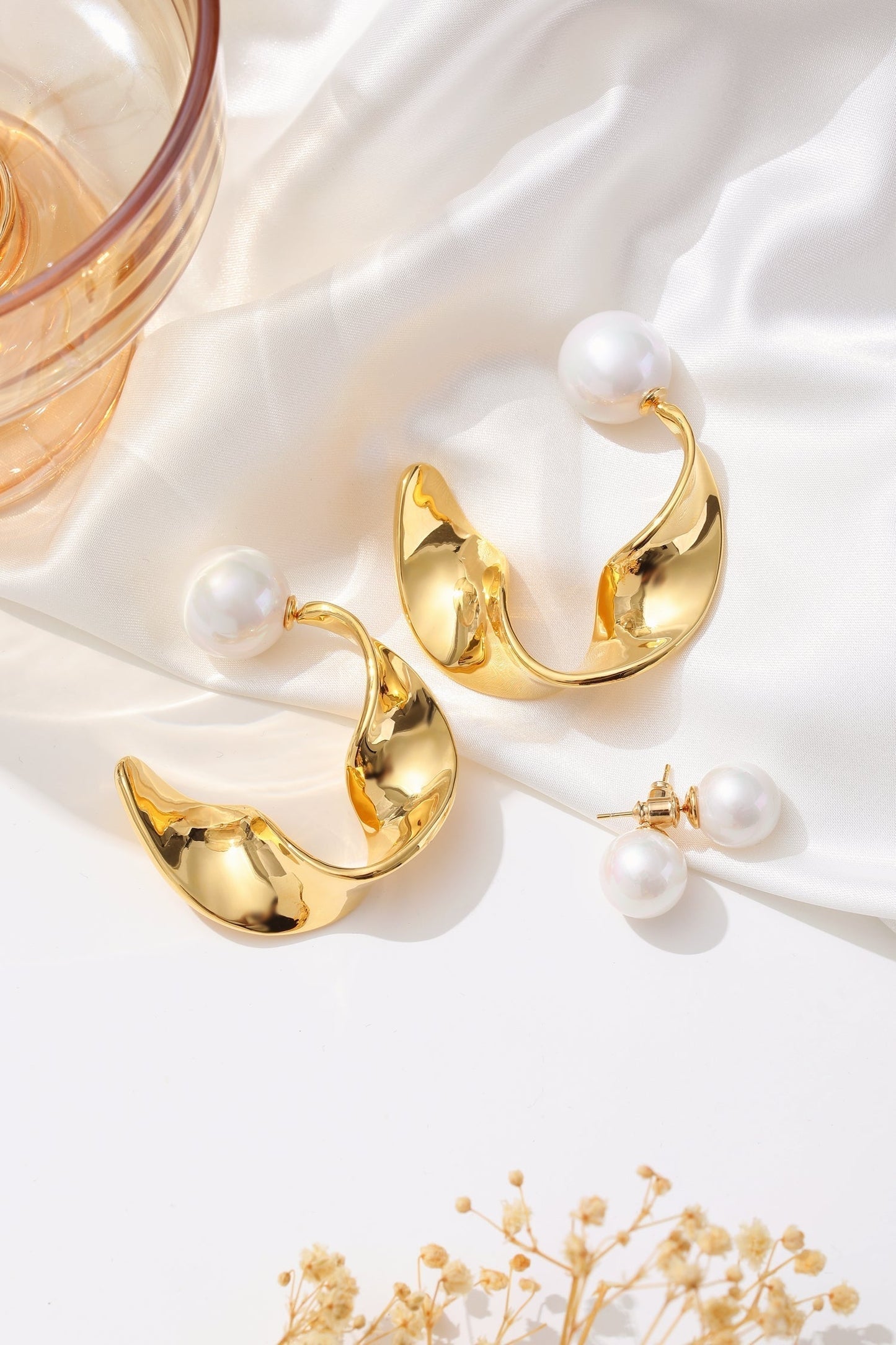 Gold Chunky Wave Hoop Earrings - Classicharms