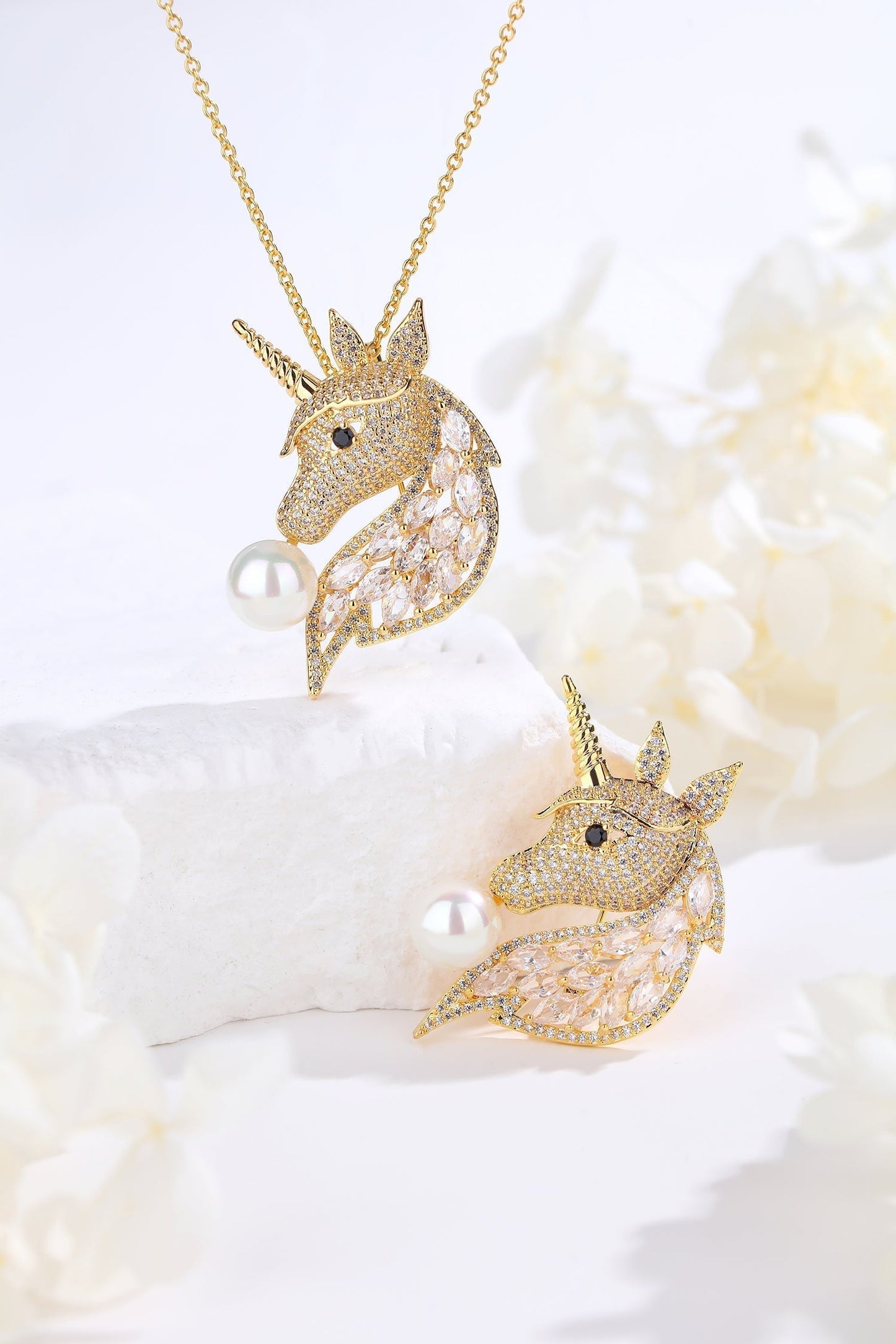 Gold Pav¨¦ Unicorn Brooch and Necklace Set - Classicharms