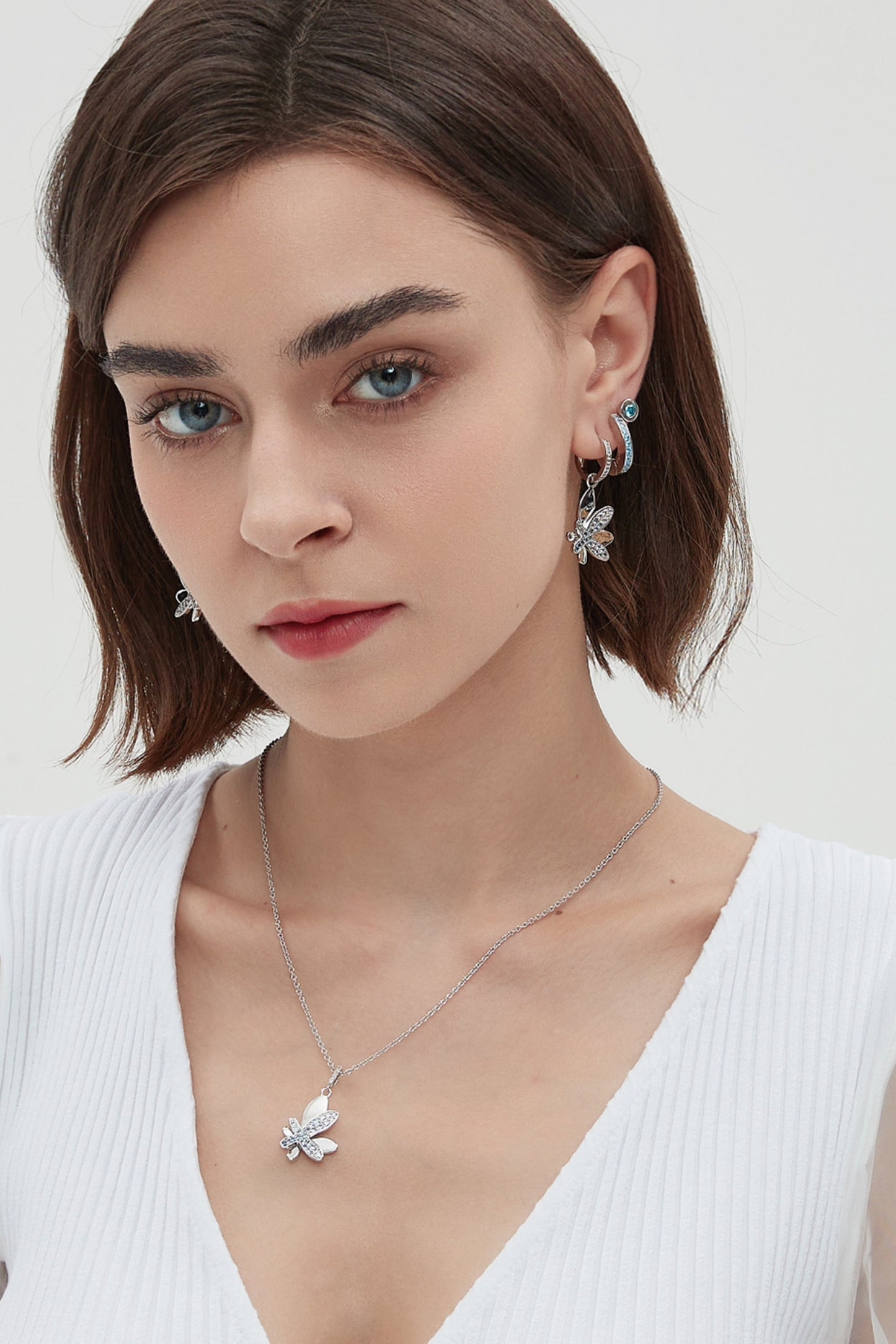 Silver Gradient Blue Pav¨¦ Diamond Butterfly Dangle Drop Hoop Earrings - Classicharms