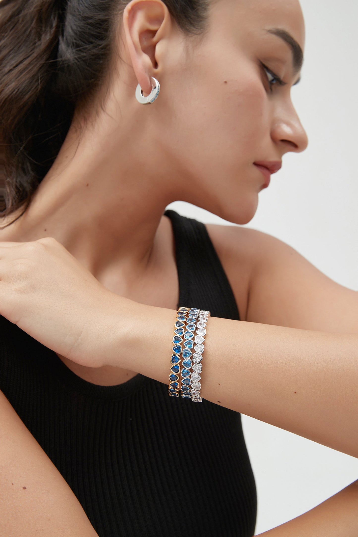 Silver Heart Shaped Zirconia Bangle Bracelet Set