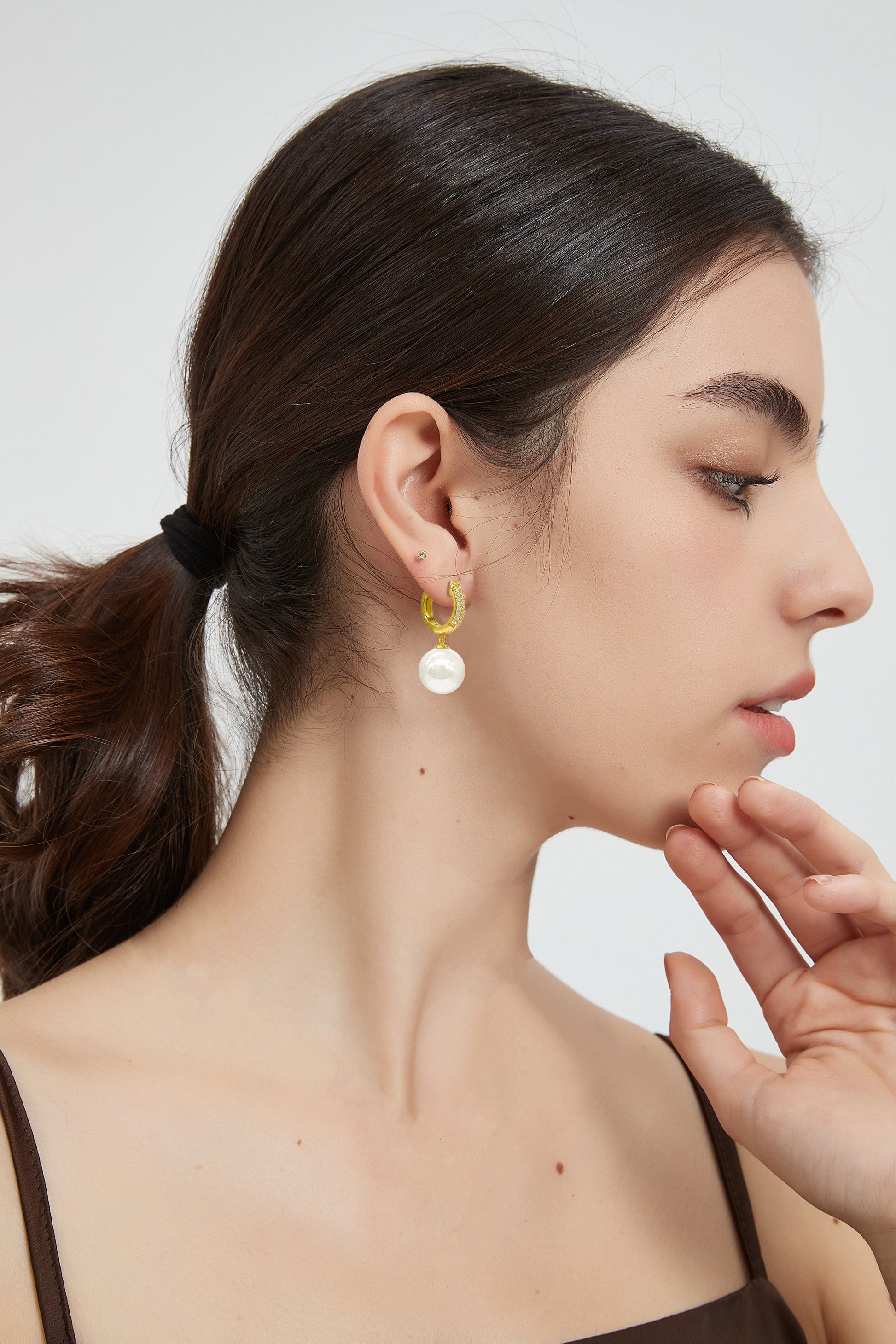 Gold Pav¨¦ Huggie Hoop Solitaire Pearl Drop Earrings - Classicharms