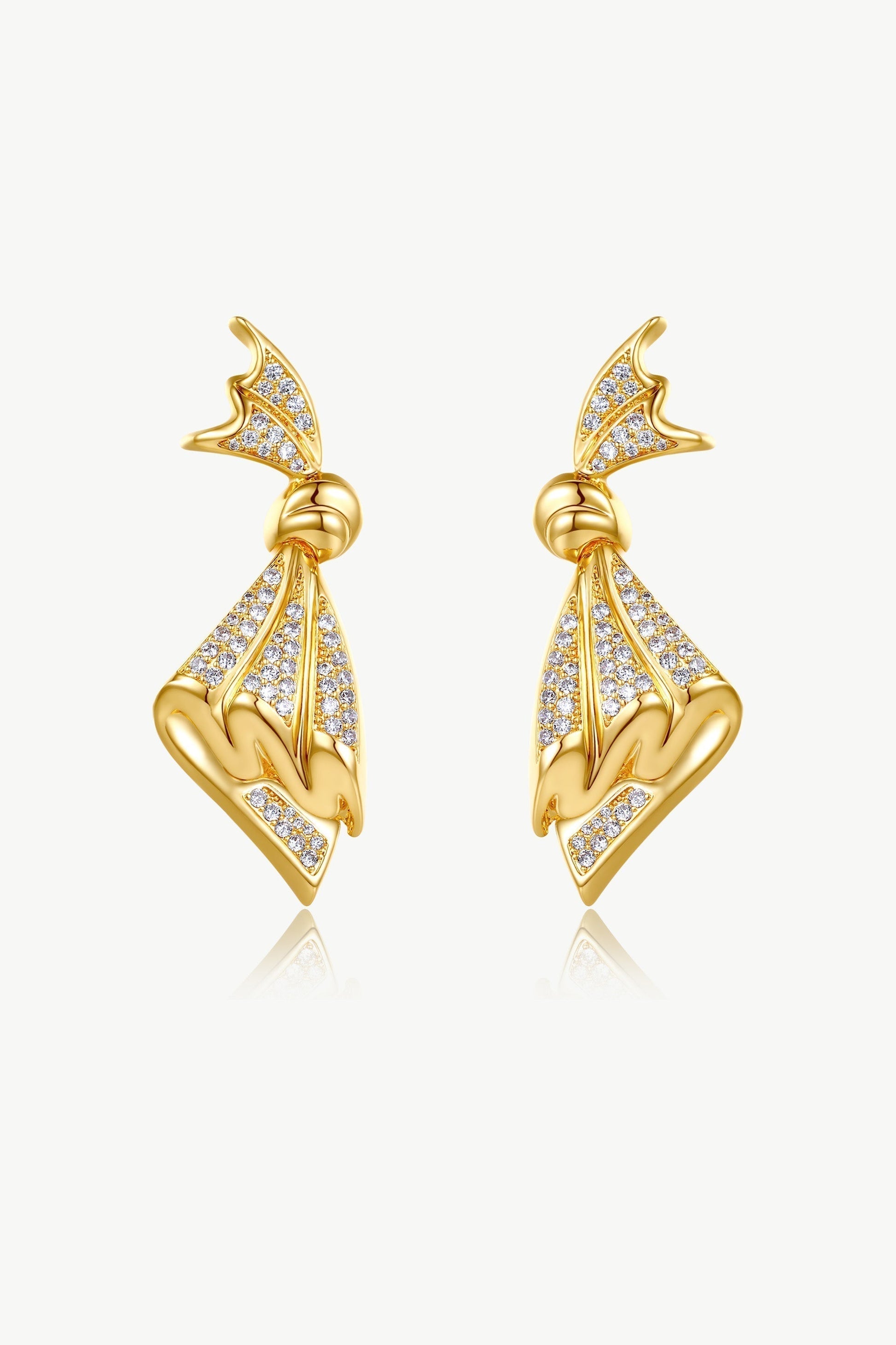 Pav¨¦ Diamonds Embellished Butterfly Earrings - Classicharms
